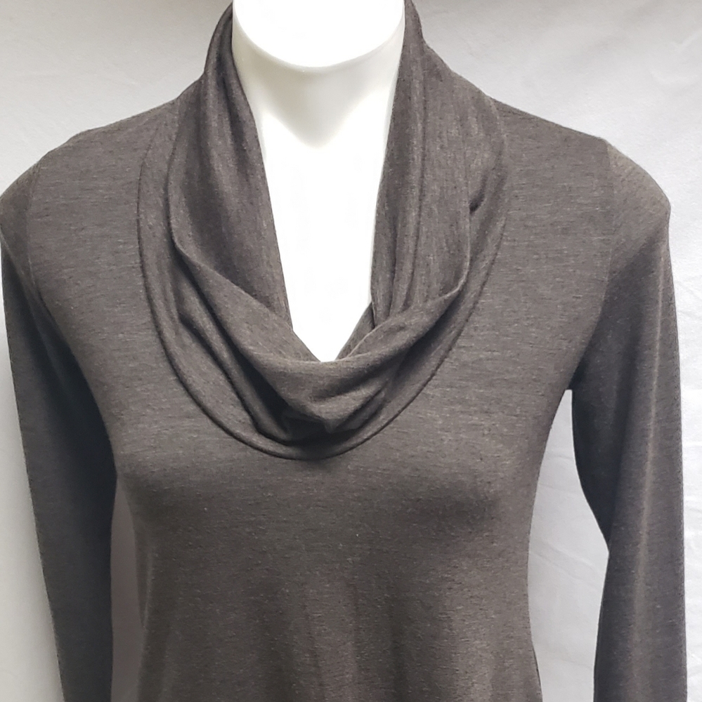 Womens long sleeve top